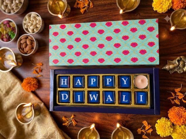 Greeting box